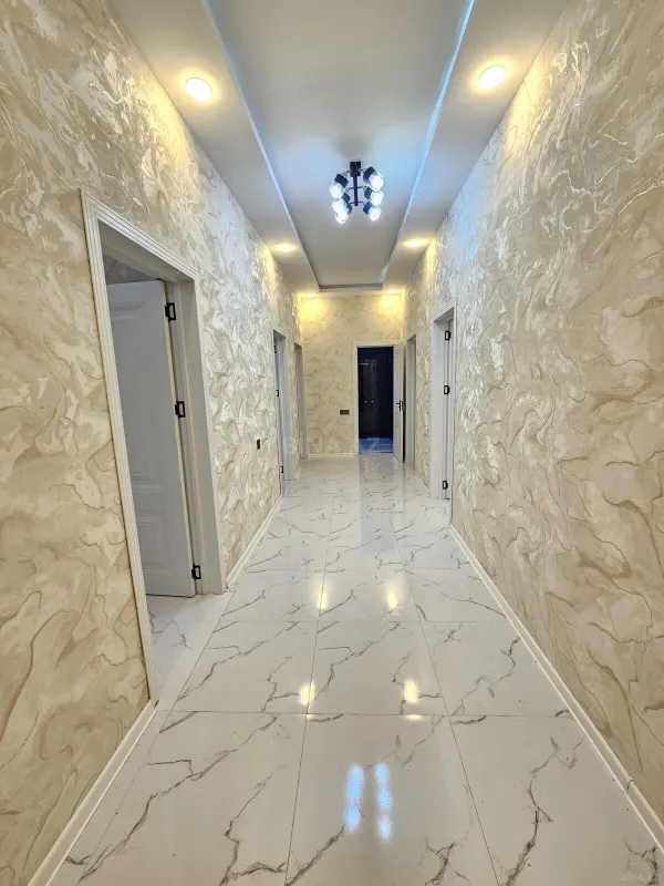 Satılır 4 otaqlı həyət evi 130 m²