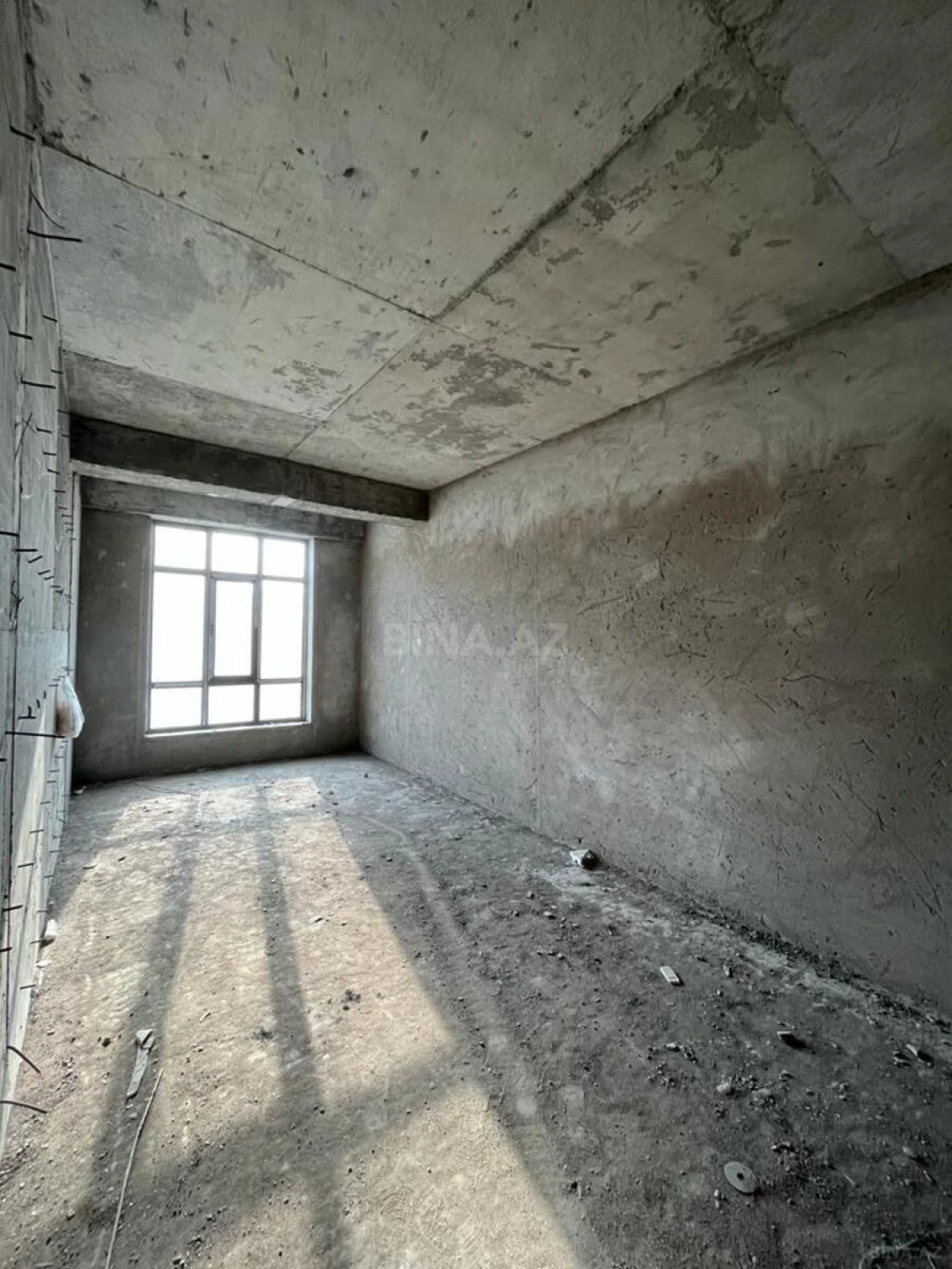 Satılır 3 otaqlı mənzil 124.7 m²