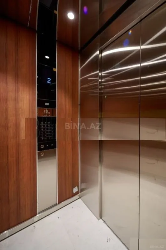 Satılır 3 otaqlı mənzil 124.7 m²