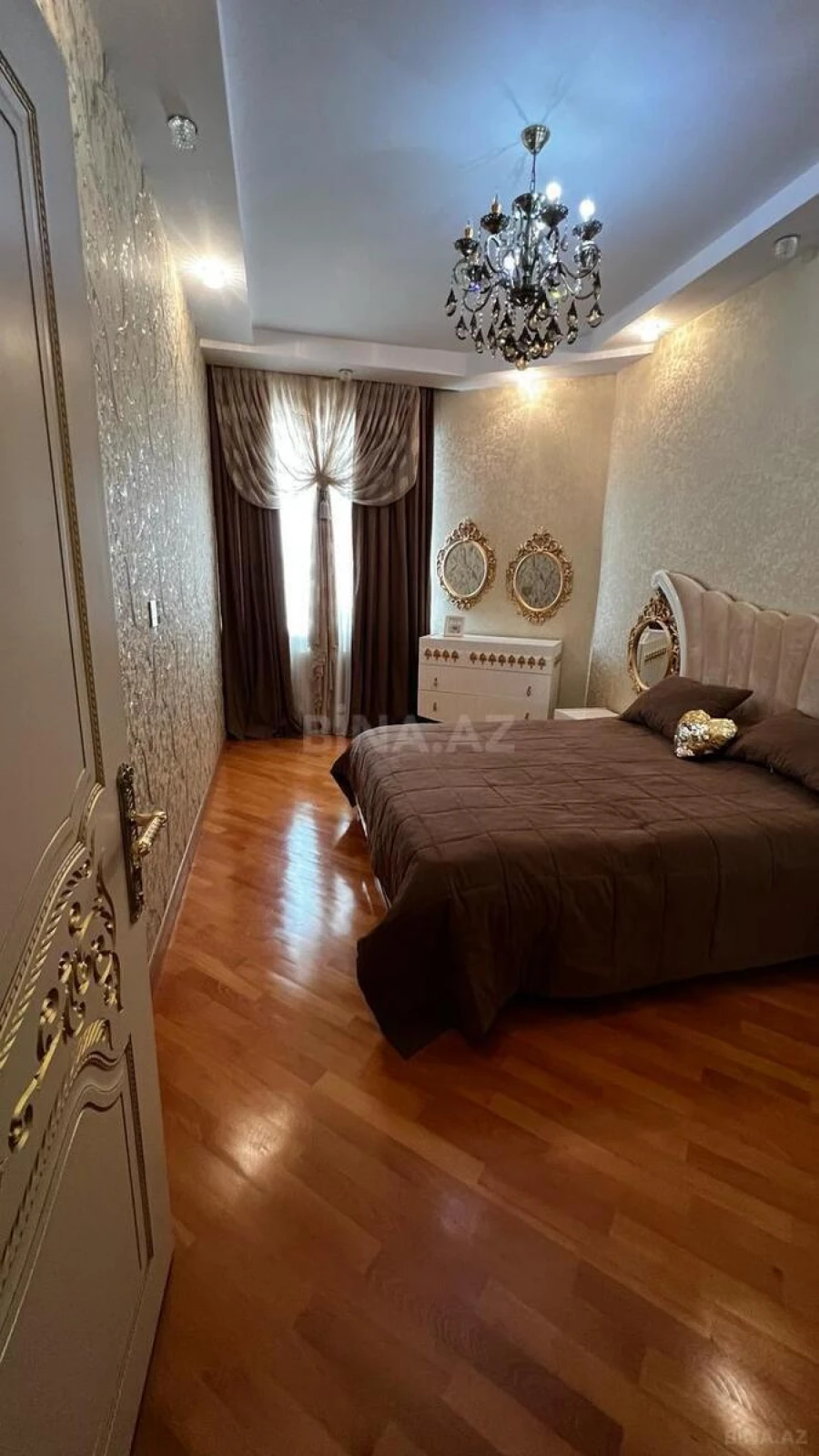 Kirayə verilir 3 otaqlı mənzil 120 m²