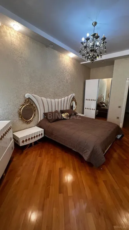 Kirayə verilir 3 otaqlı mənzil 120 m²