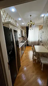 Kirayə verilir 3 otaqlı mənzil 120 m²