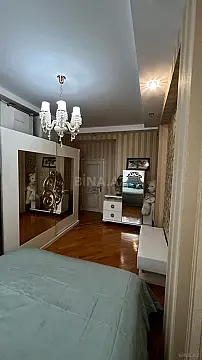 Kirayə verilir 3 otaqlı mənzil 120 m²