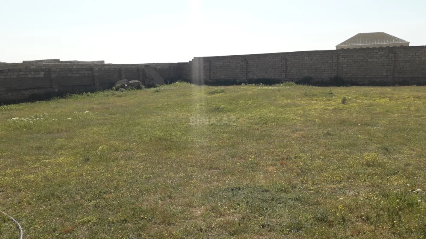 Satılır torpaq sahəsi 15 m²