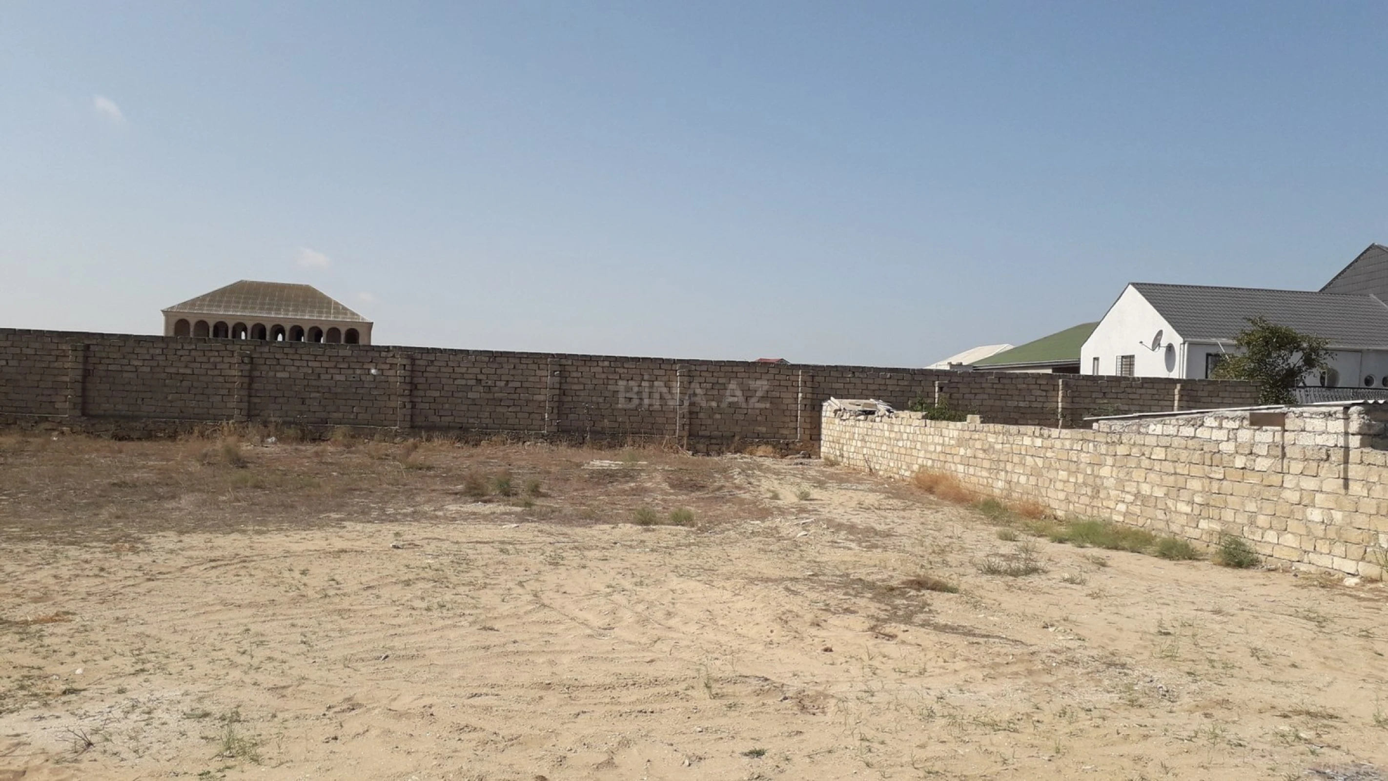 Satılır torpaq sahəsi 15 m²