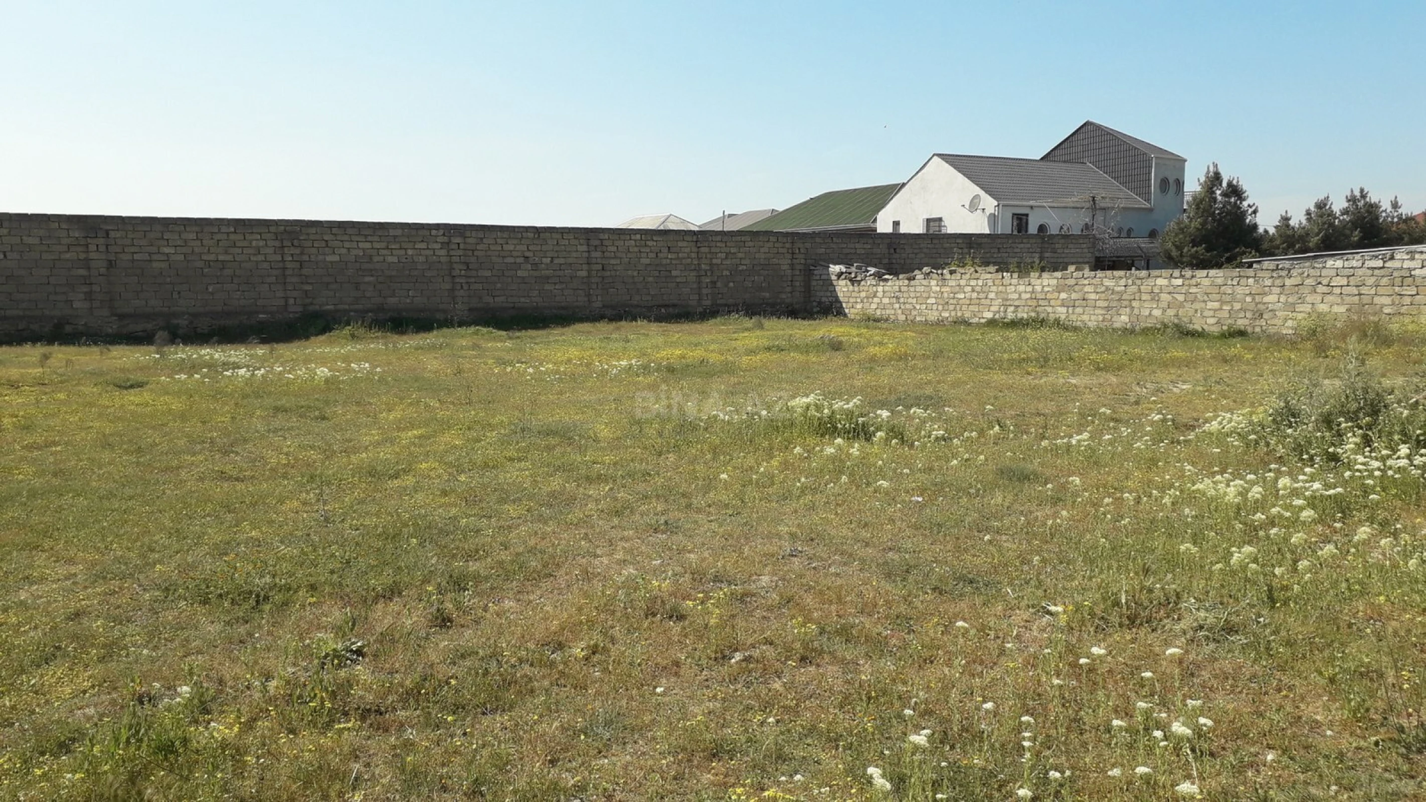 Satılır torpaq sahəsi 15 m²