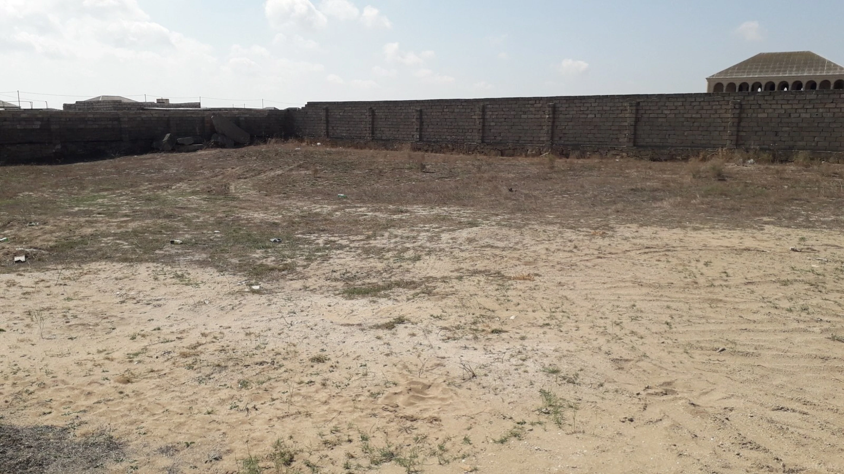 Satılır torpaq sahəsi 15 m²