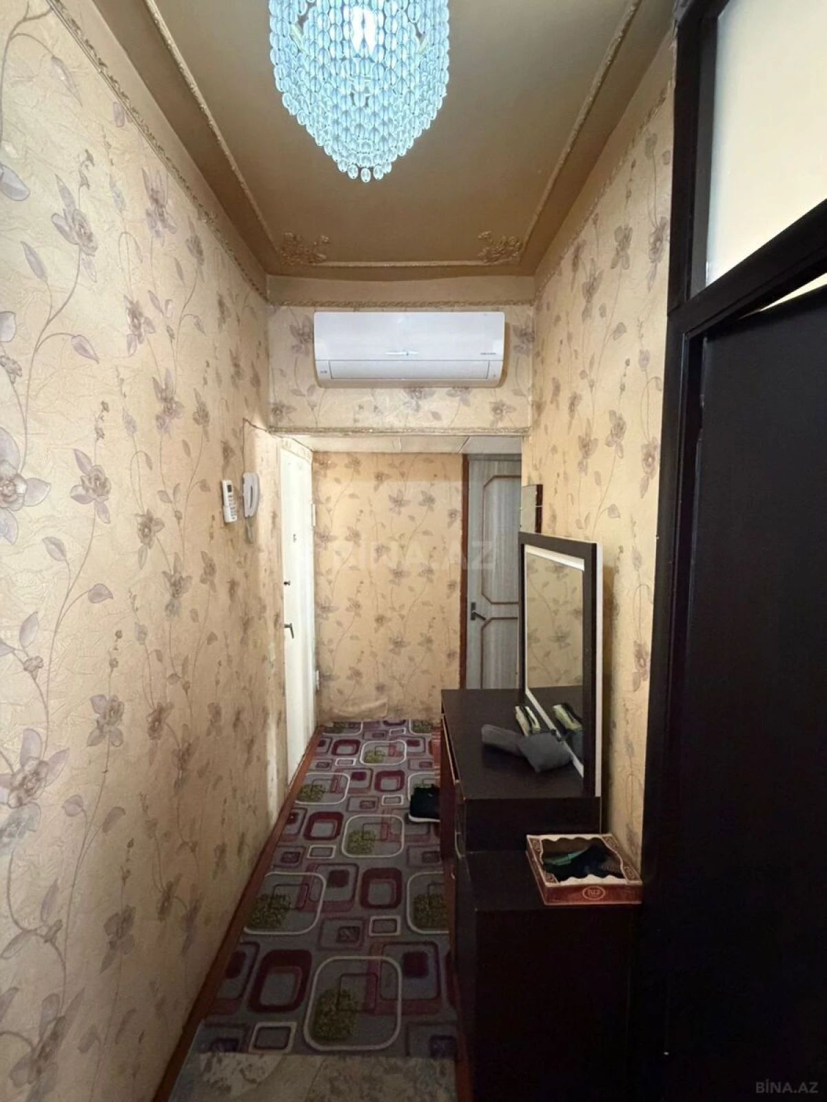 Satılır 2 otaqlı mənzil 60 m²