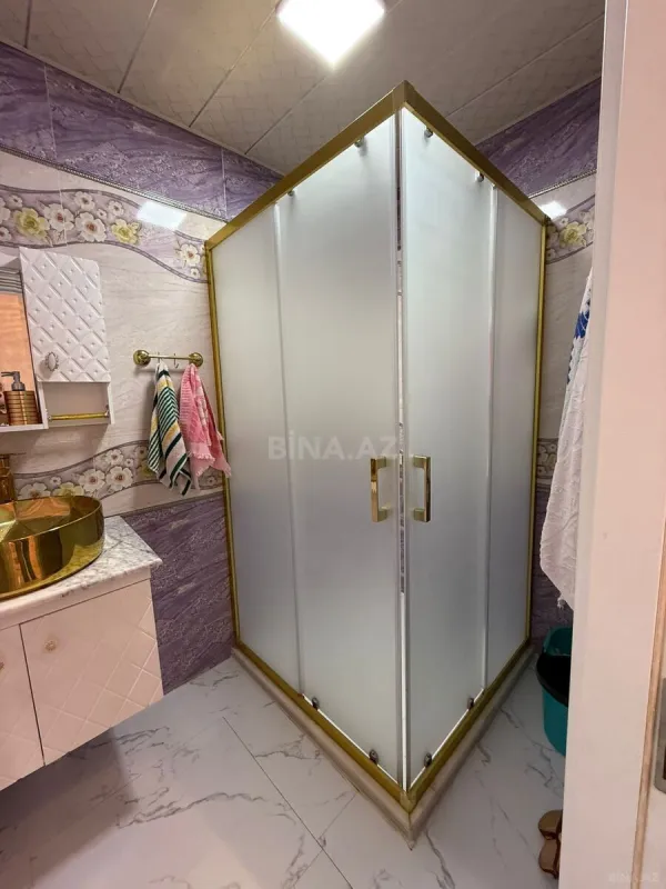 Satılır 3 otaqlı mənzil 140 m²