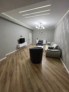 Kirayə verilir 2 otaqlı mənzil 95 m²