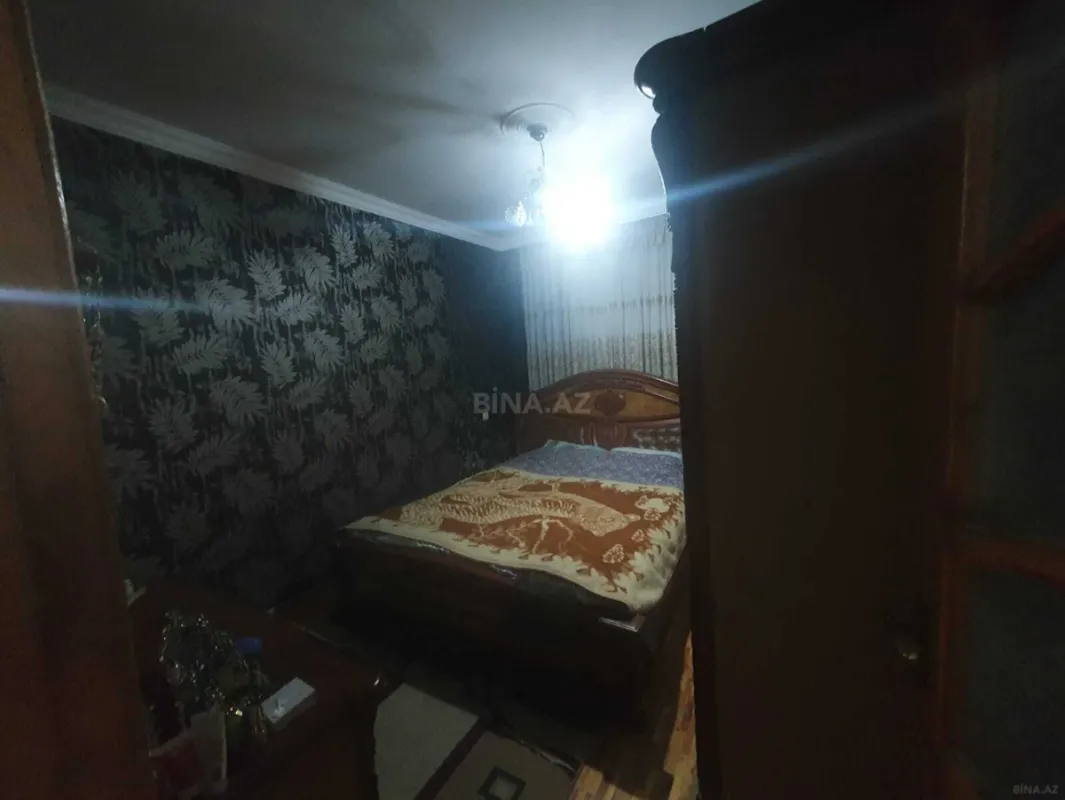 Satılır 4 otaqlı mənzil 100 m²