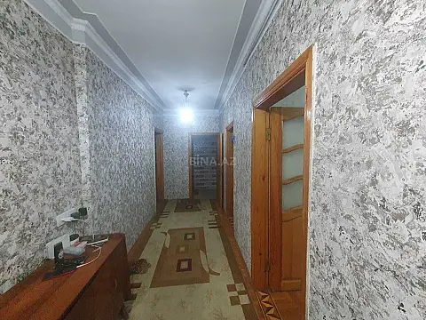 Satılır 4 otaqlı mənzil 100 m²