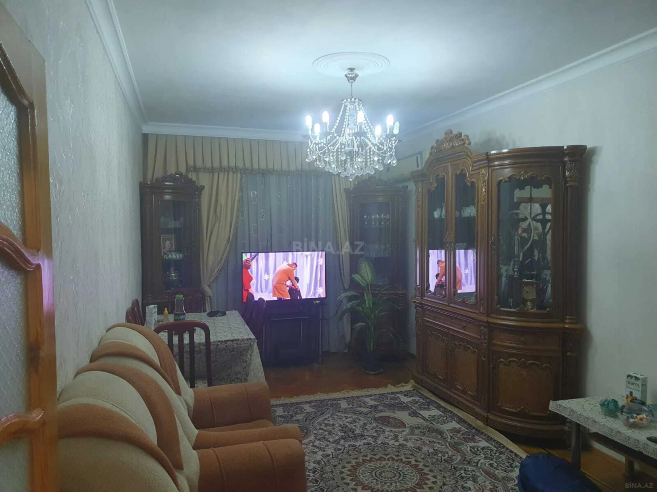Satılır 4 otaqlı mənzil 100 m²