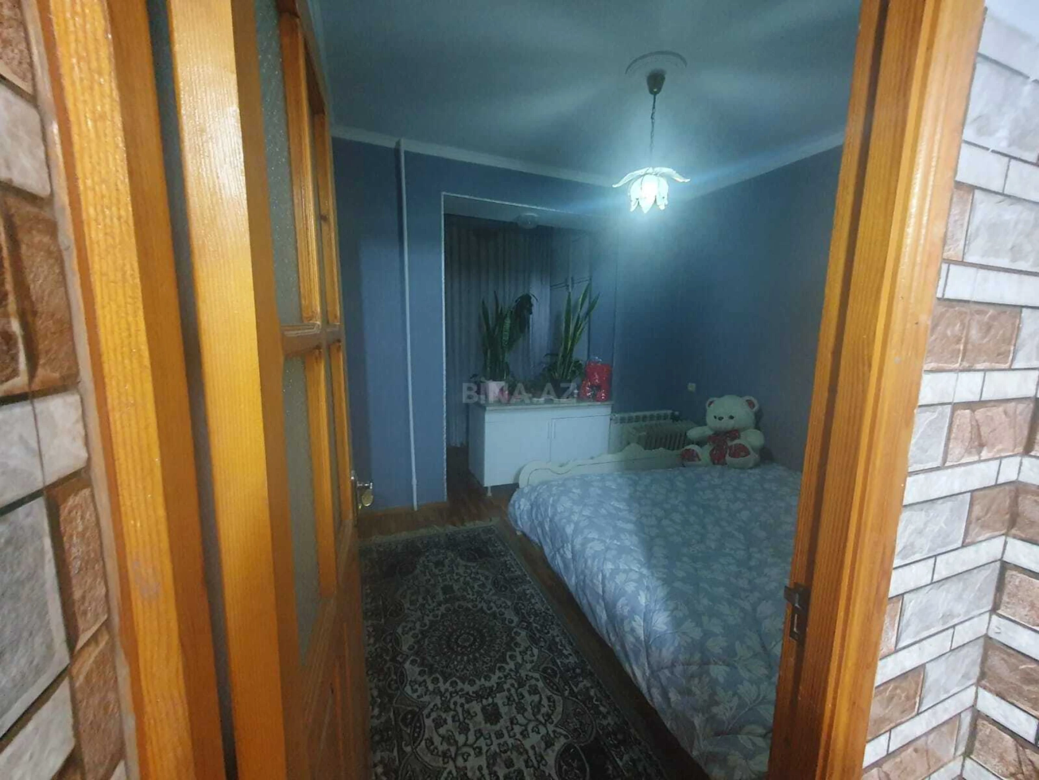 Satılır 4 otaqlı mənzil 100 m²
