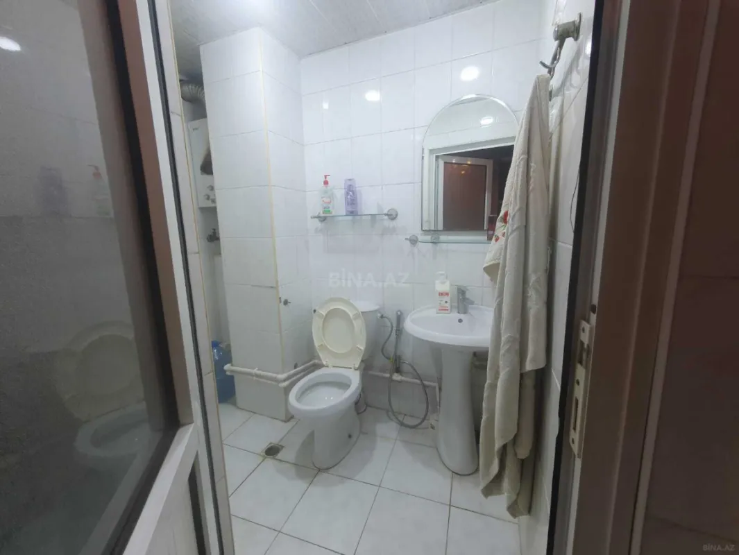 Satılır 4 otaqlı mənzil 100 m²