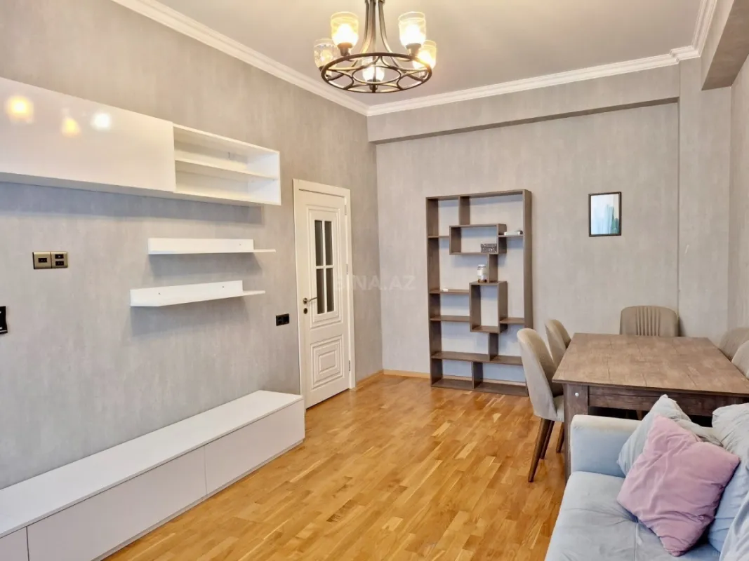 Satılır 2 otaqlı mənzil 64 m²