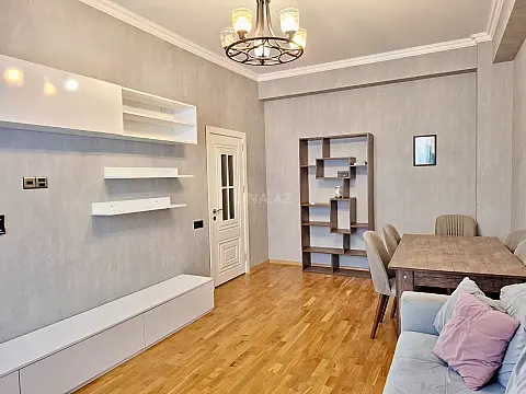 Satılır 2 otaqlı mənzil 64 m²