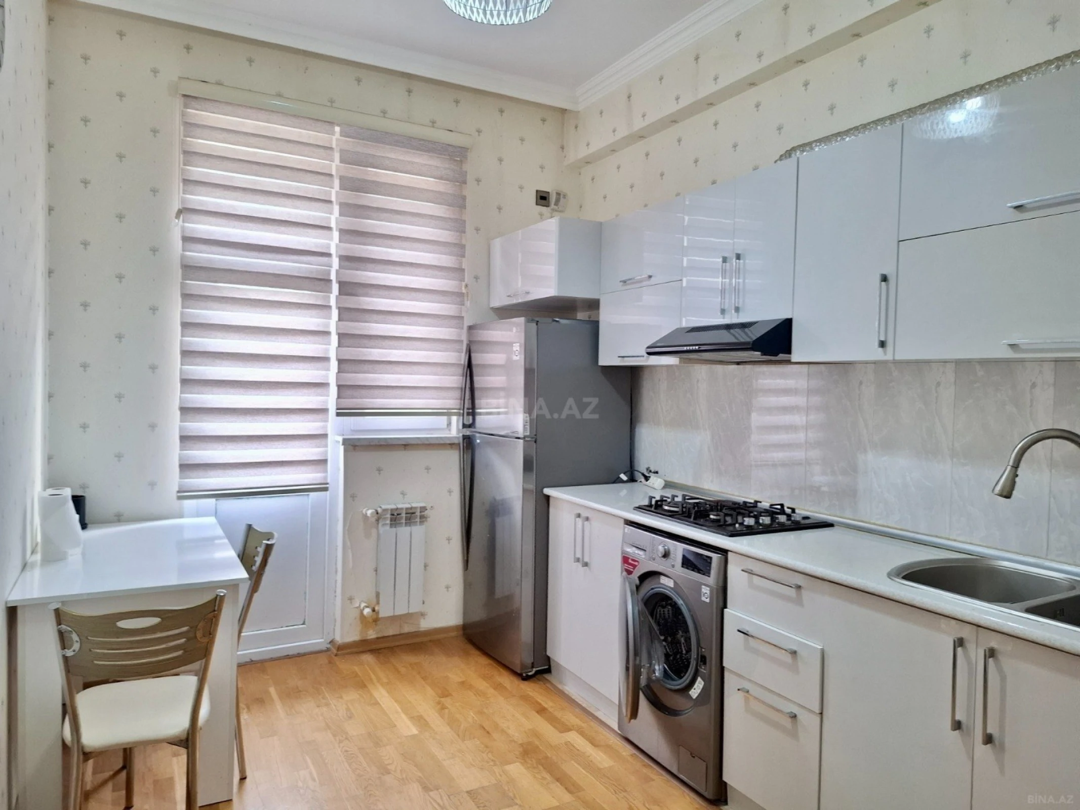 Satılır 2 otaqlı mənzil 64 m²