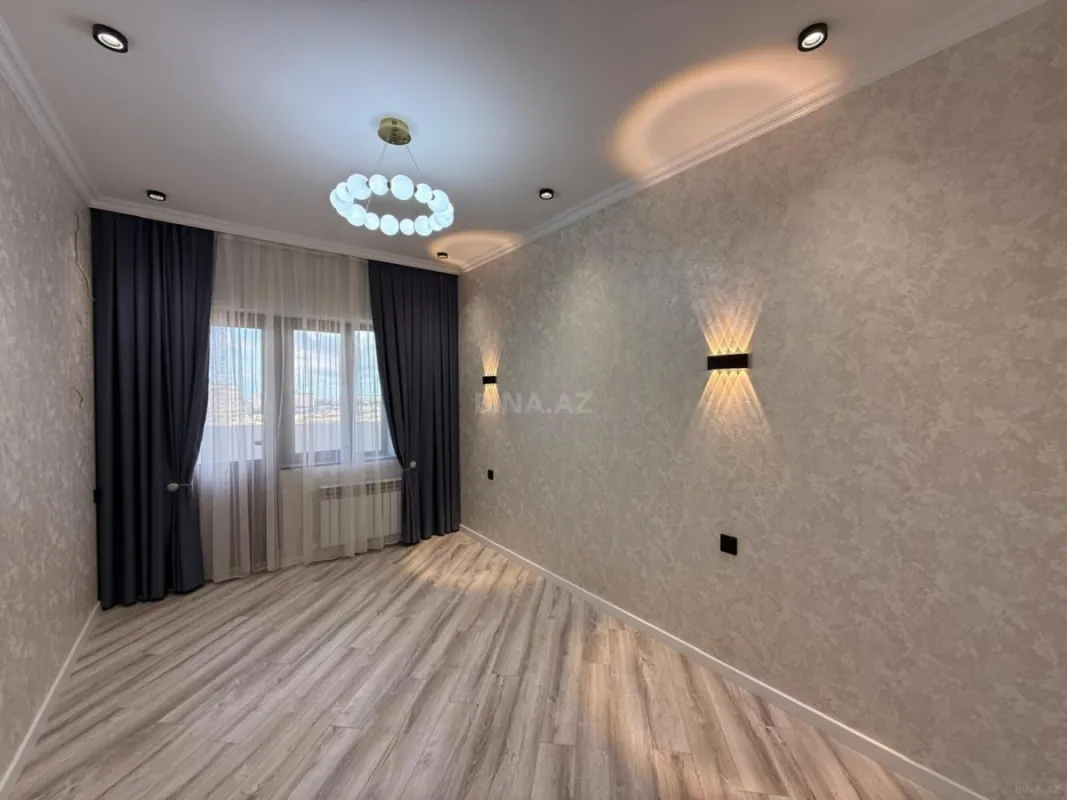 Satılır 2 otaqlı mənzil 67 m²