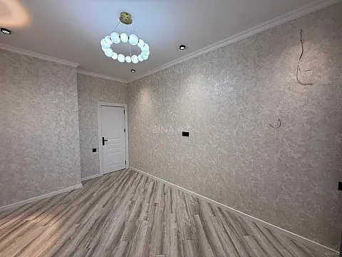 Satılır 2 otaqlı mənzil 67 m²