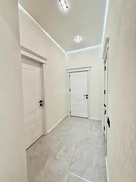 Satılır 2 otaqlı mənzil 76 m²