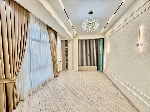 Satılır 2 otaqlı mənzil 76 m²