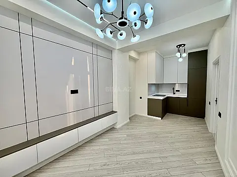 Satılır 2 otaqlı mənzil 76 m²