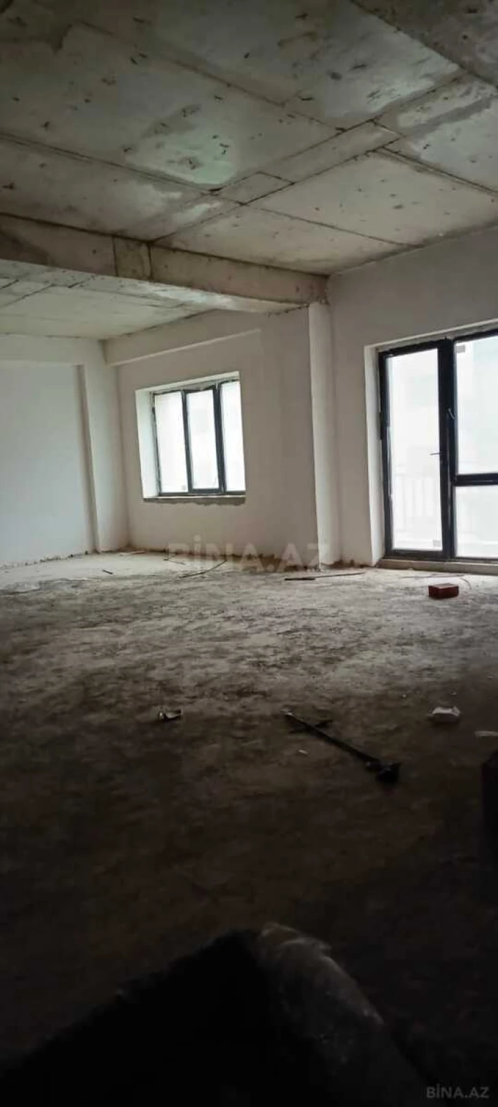 Satılır 3 otaqlı mənzil 140 m²