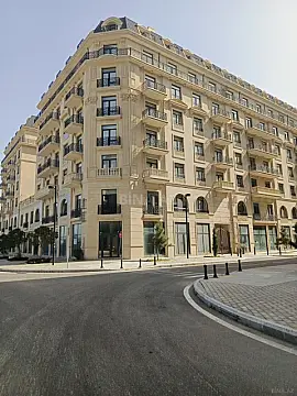 Satılır 3 otaqlı mənzil 140 m²