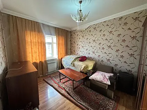 Satılır 3 otaqlı mənzil 80 m²