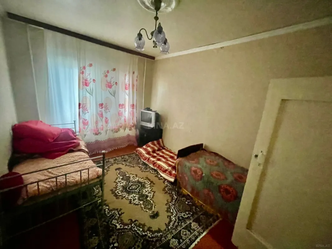 Satılır 2 otaqlı mənzil 70 m²