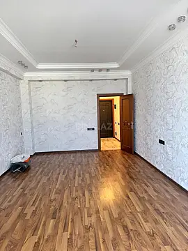 Satılır 2 otaqlı mənzil 70 m²