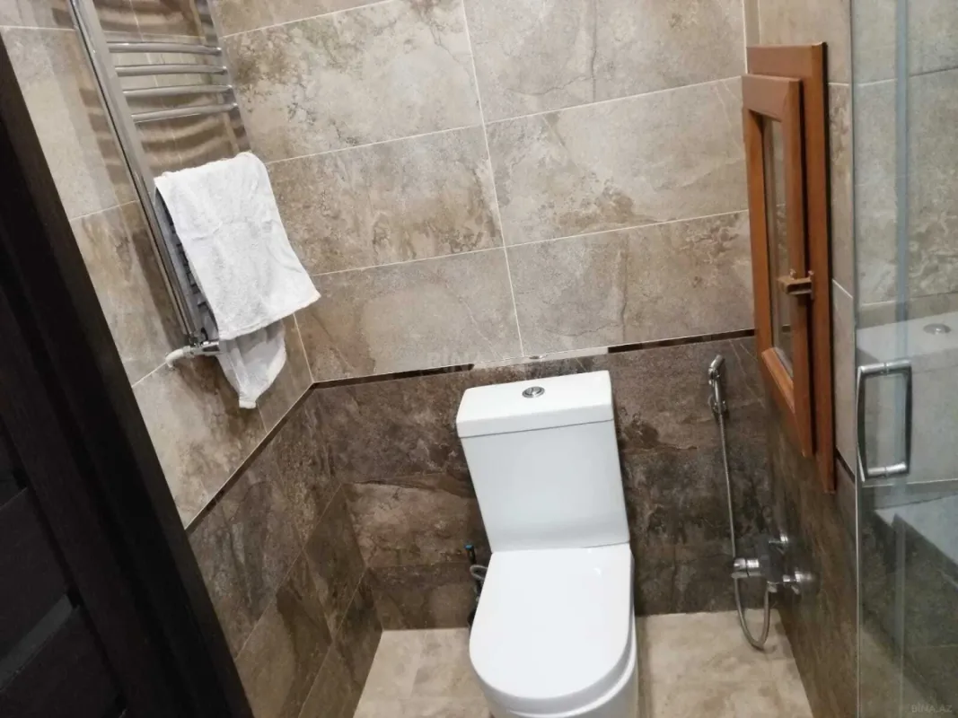 Satılır 4 otaqlı mənzil 100 m²