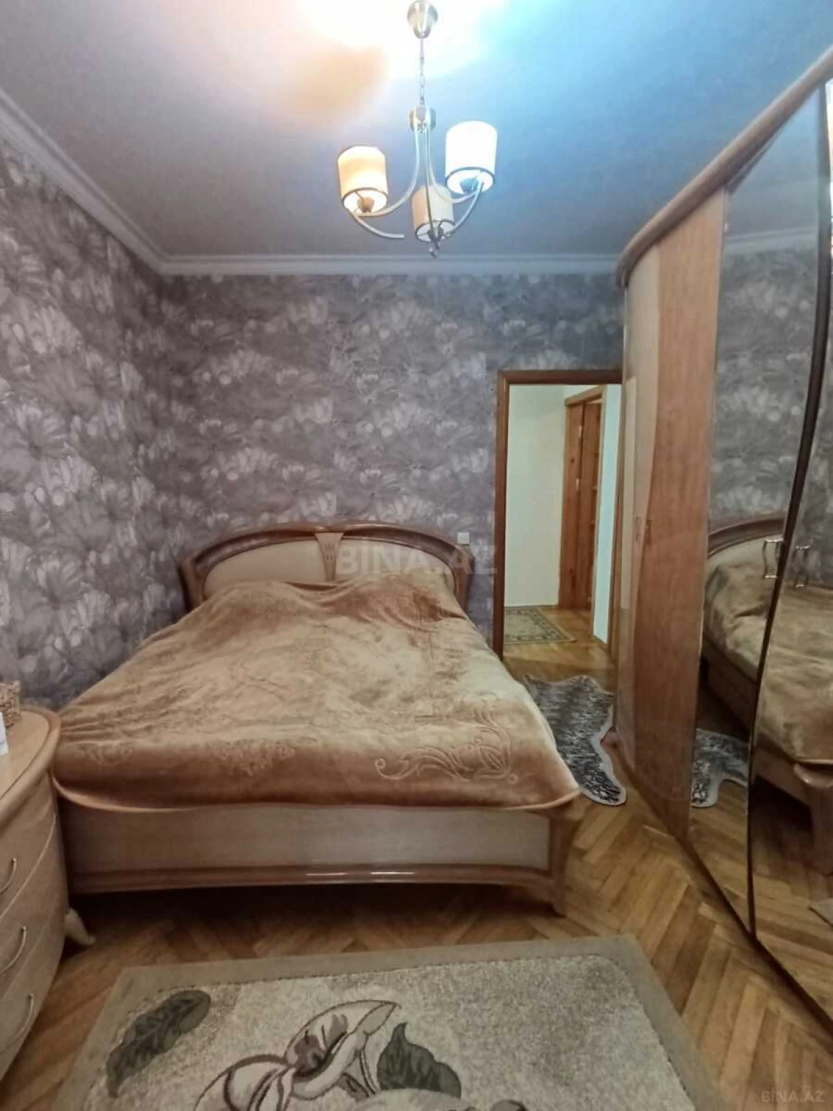 Satılır 2 otaqlı mənzil 60 m²