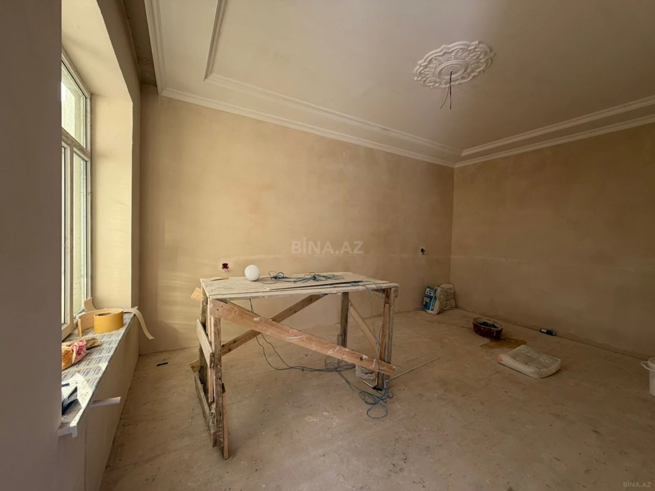 Satılır 2 otaqlı həyət evi 75 m²