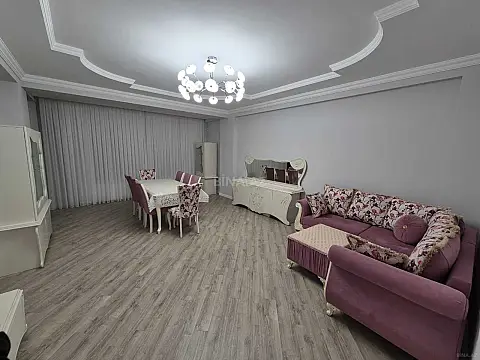 Kirayə verilir 3 otaqlı mənzil 160 m²