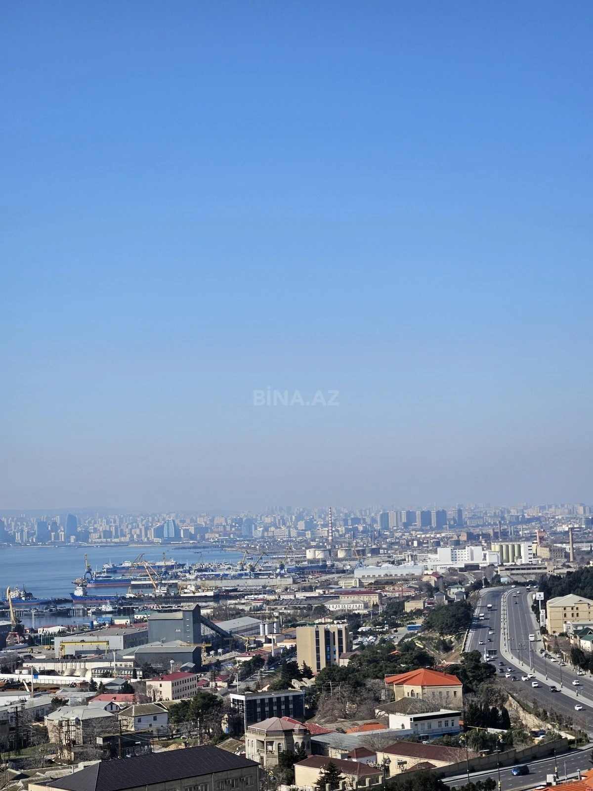 Satılır 3 otaqlı mənzil 140 m²