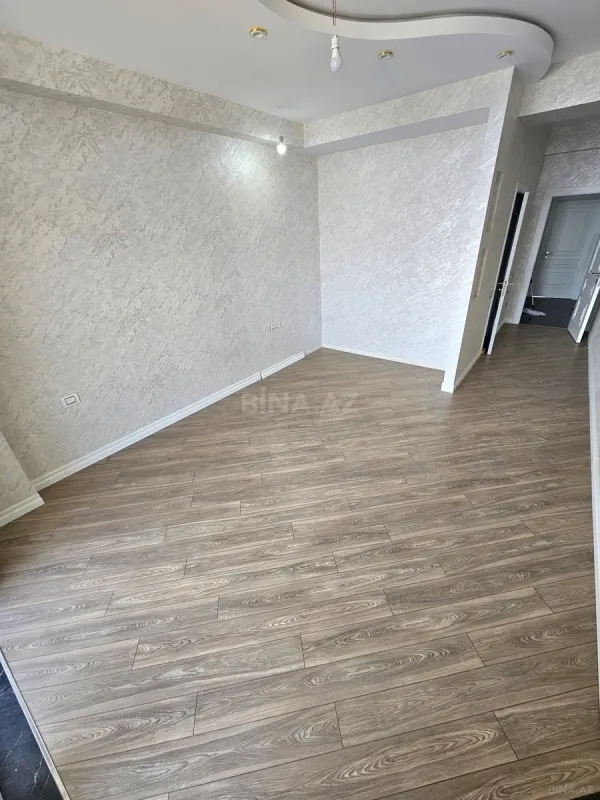 Satılır 3 otaqlı mənzil 140 m²
