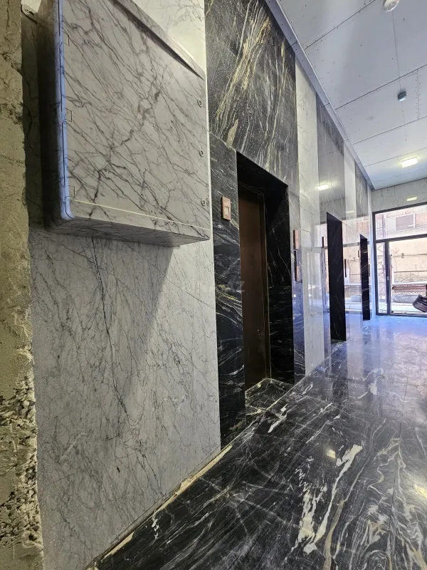 Satılır 3 otaqlı mənzil 140 m²