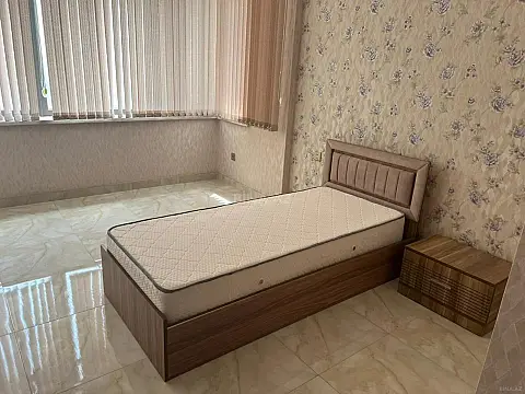 Kirayə verilir 3 otaqlı mənzil 170 m²
