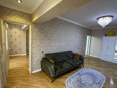 Satılır 3 otaqlı mənzil 65 m²