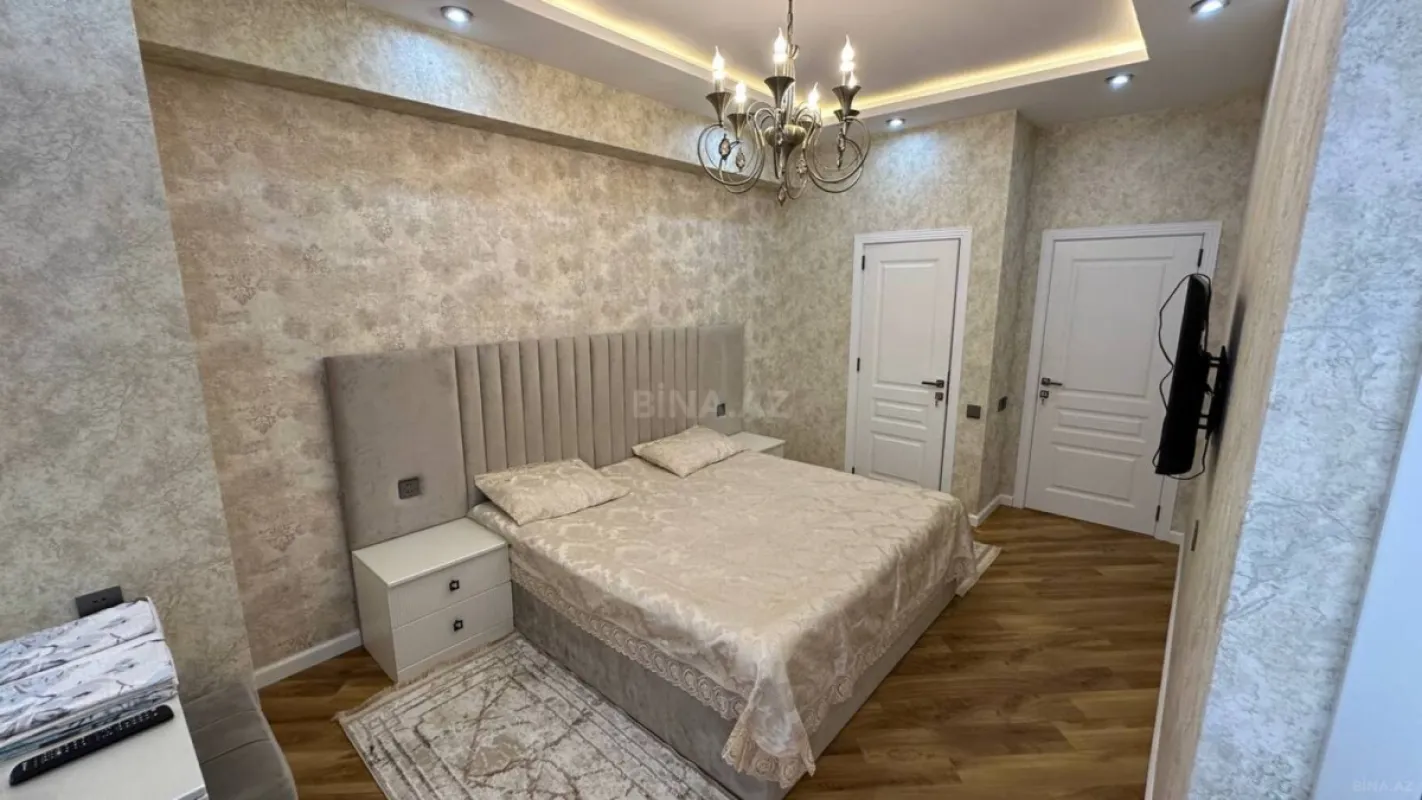 Satılır 2 otaqlı mənzil 100 m²