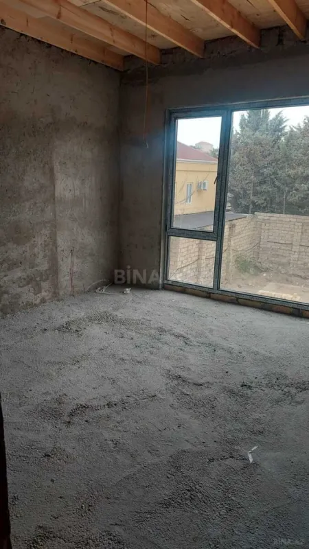 Satılır 6 otaqlı həyət evi 240 m²