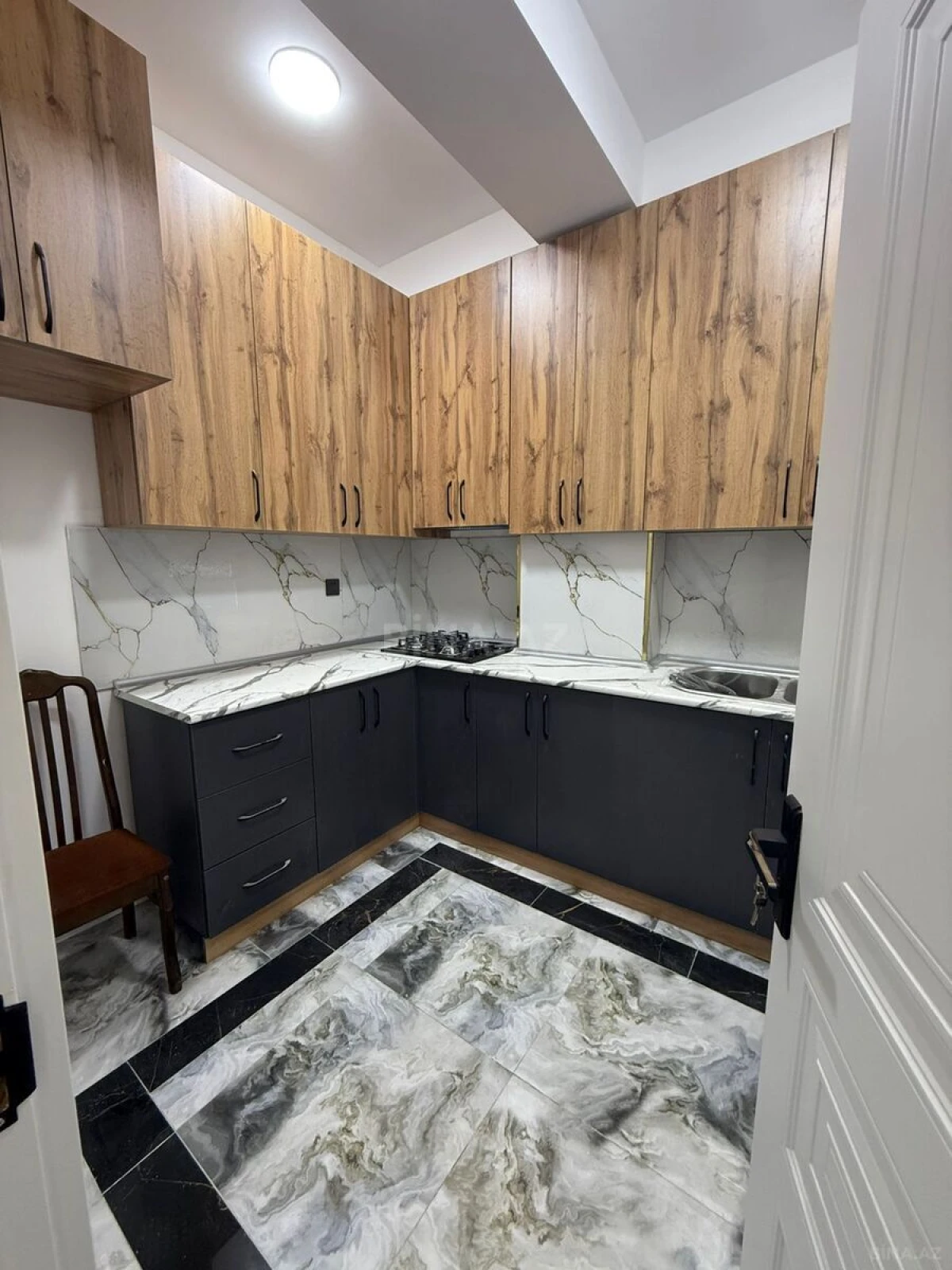 Satılır 2 otaqlı mənzil 59 m²