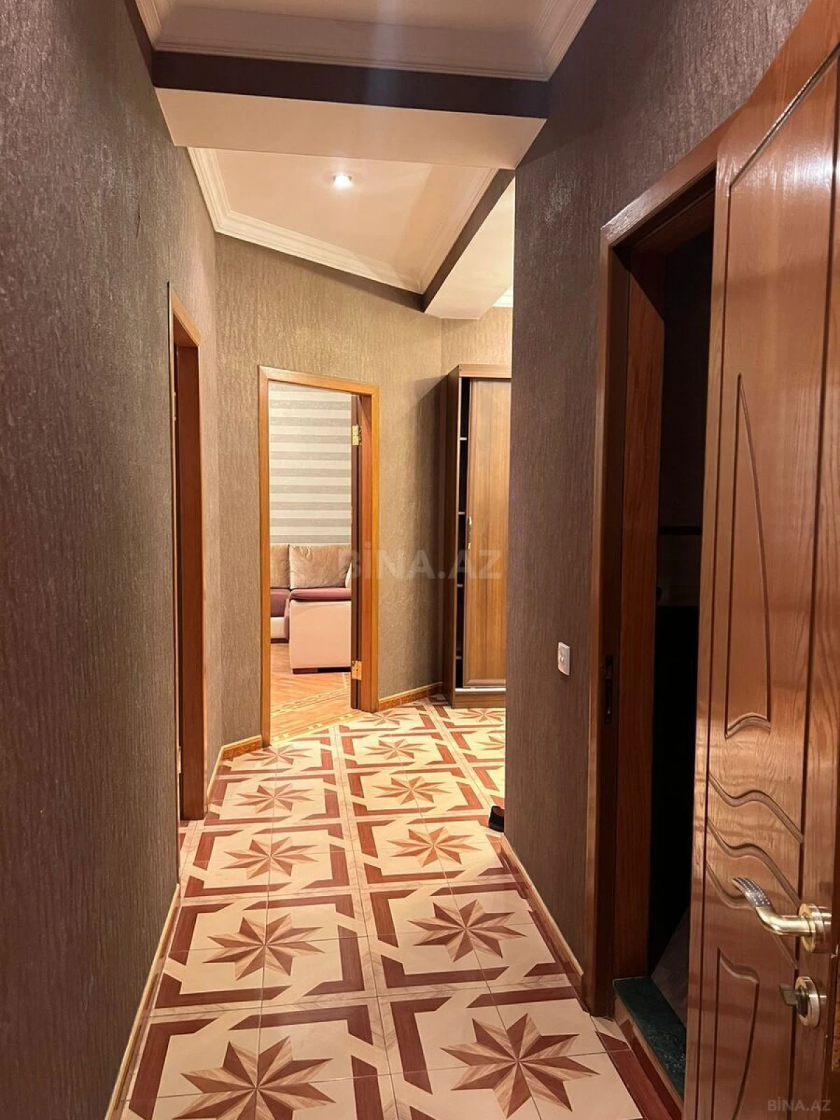 Satılır 3 otaqlı mənzil 95 m²