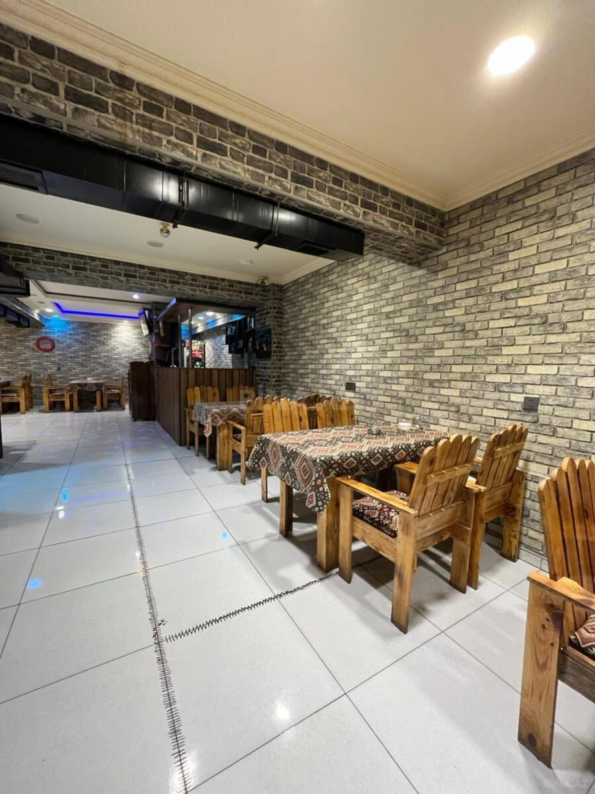 Kirayə verilir obyekt 120 m²