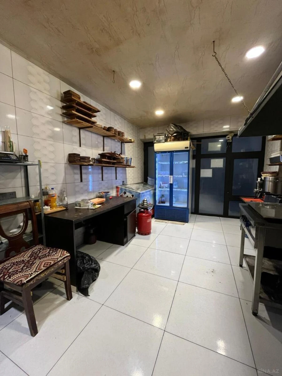 Kirayə verilir obyekt 120 m²