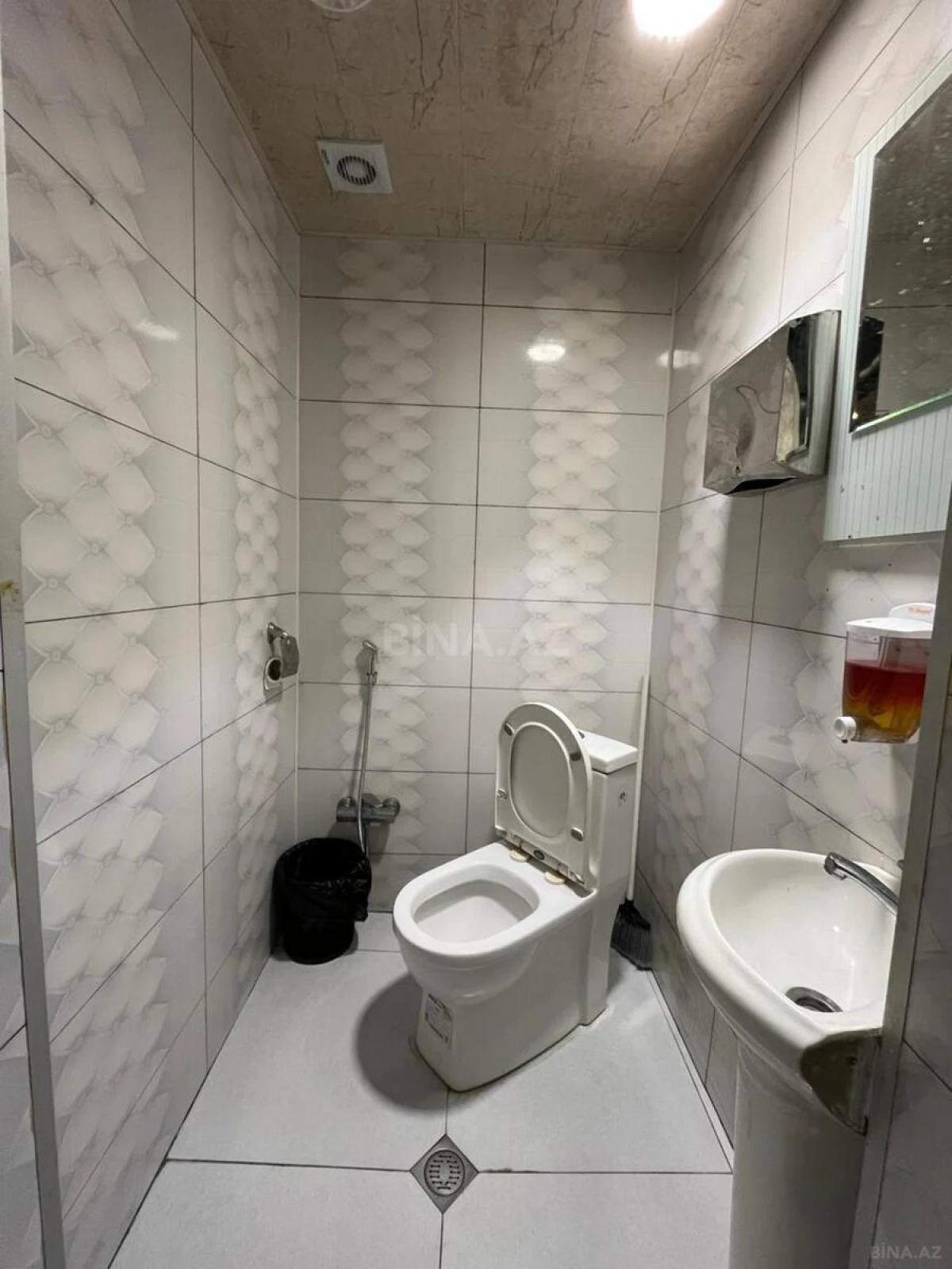 Kirayə verilir obyekt 120 m²