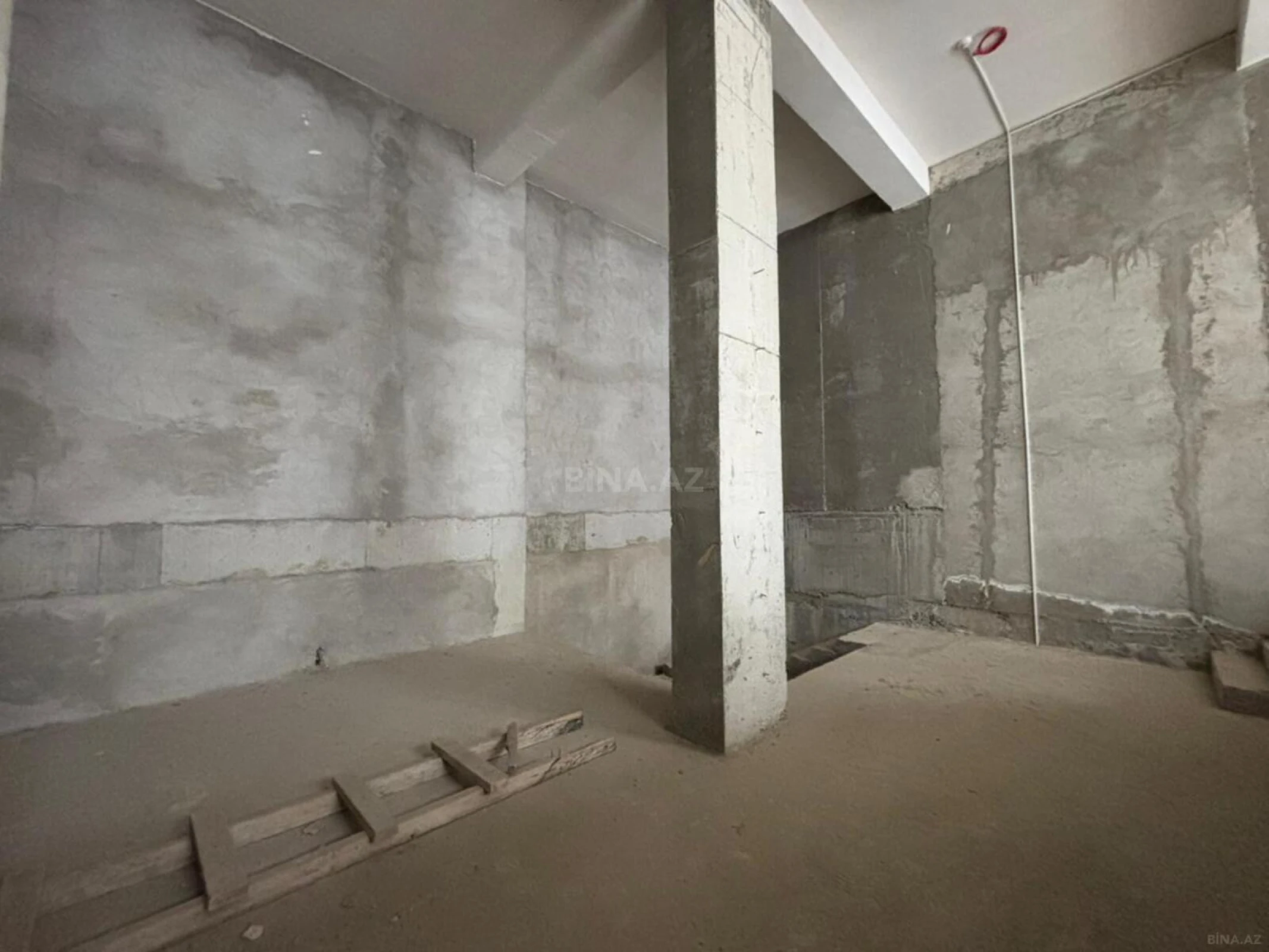 Kirayə verilir obyekt 95 m²