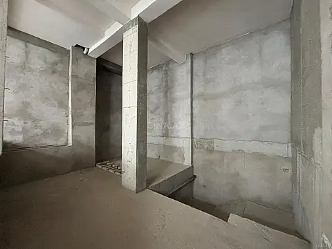 Kirayə verilir obyekt 95 m²